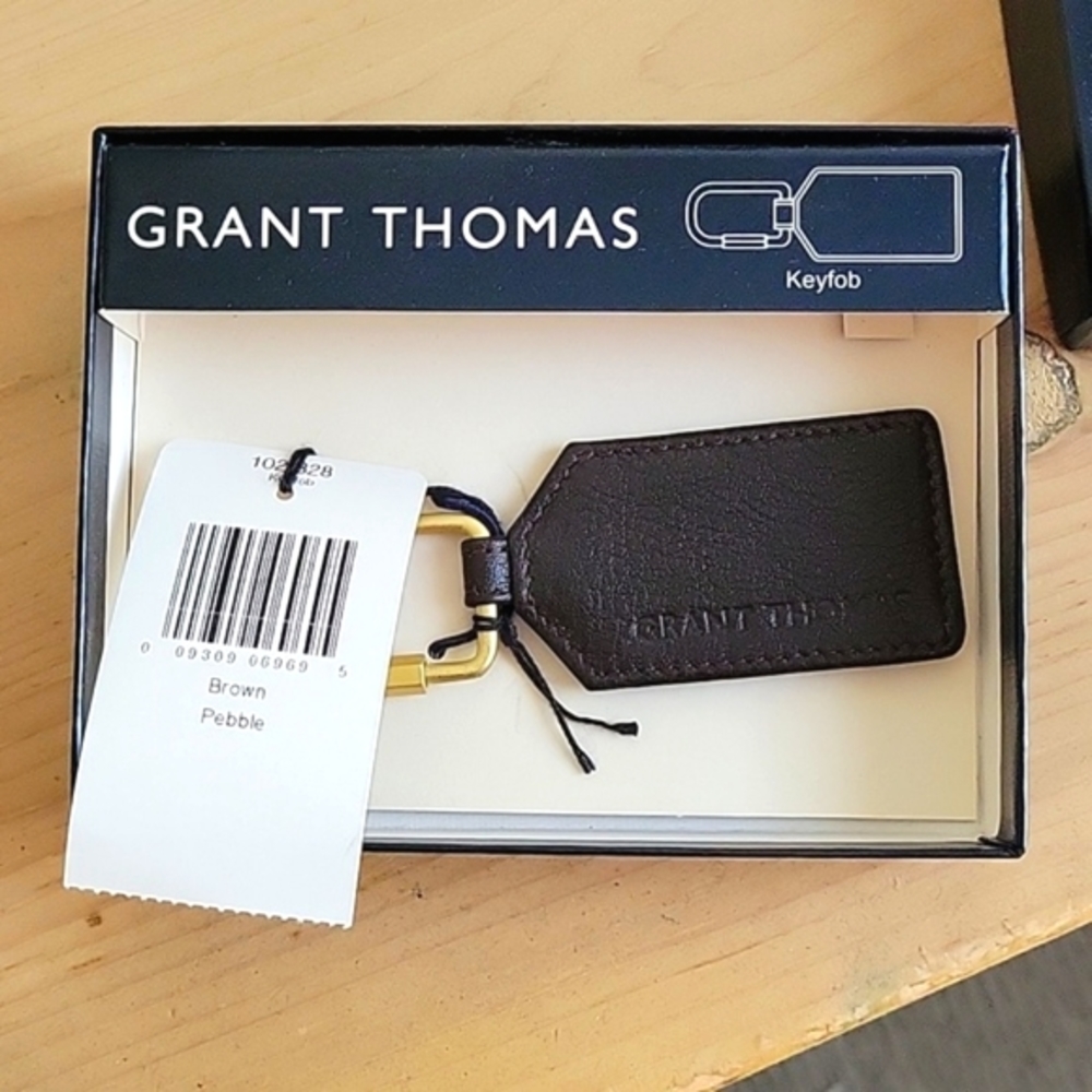 Grant Thomas Brown Pebble Keyfob Keychain